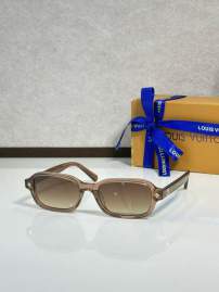 Picture of Louis Vuitton Sunglasses _SKUfw77797284fw